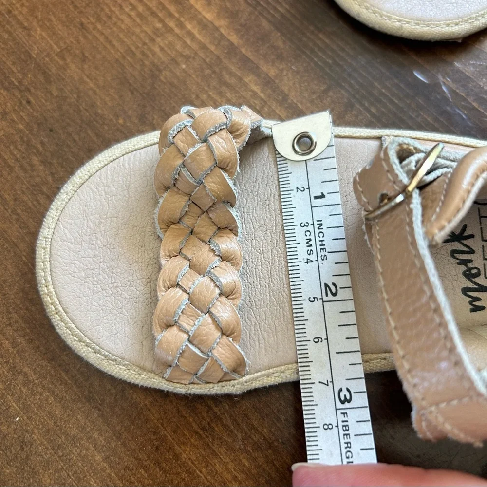 Monkey Feet nwot monkey